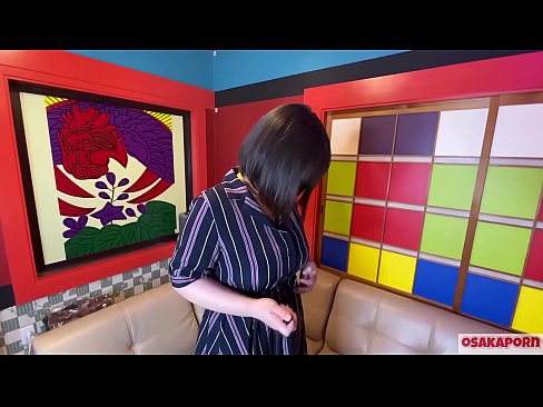 ❤️ Puttana giapponese con grandi tette si masturba con sex toys e ha un orgasmo. Parla in un'intervista della sua esperienza di scopata. Tette enormi e figa pelosa che geme forte. Osakaporn ️❌ Video di sesso di qualitàal it.ergoupa.top ❌❤